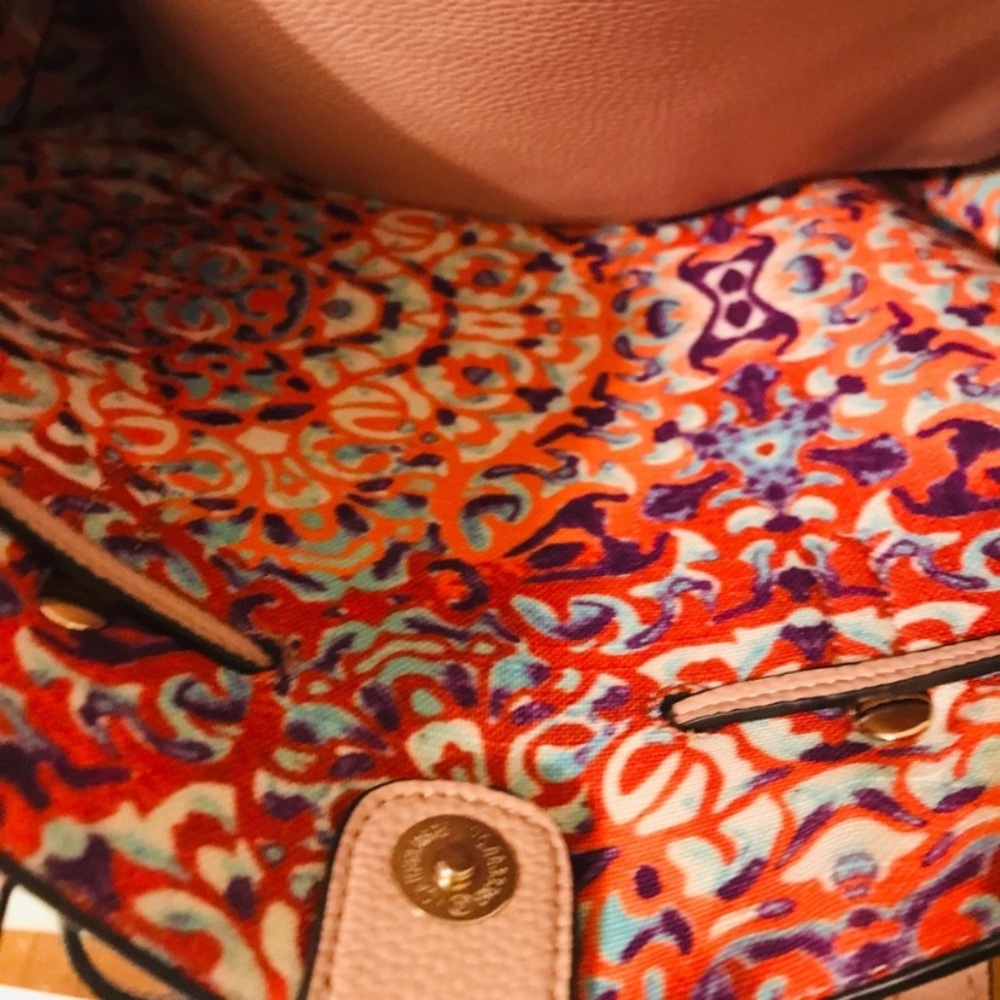 Nanette Lepore Pebbled Blush Pink Shoulder Bag - Picture 3 of 5